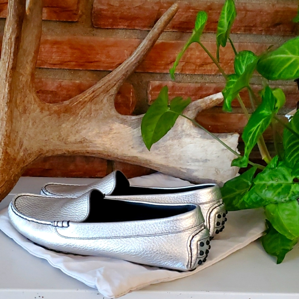 M. Gemi The Felize Metallic Leather In Silver